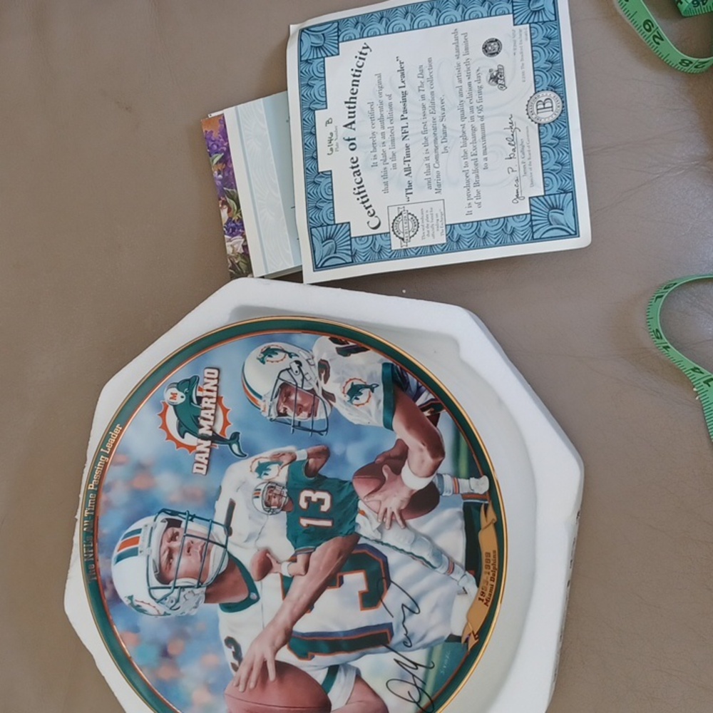Dan Marino plate
